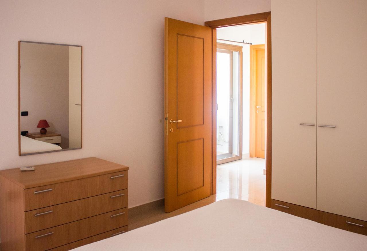 Residenze Branca III Seaview Lägenhet Orosei Exteriör bild