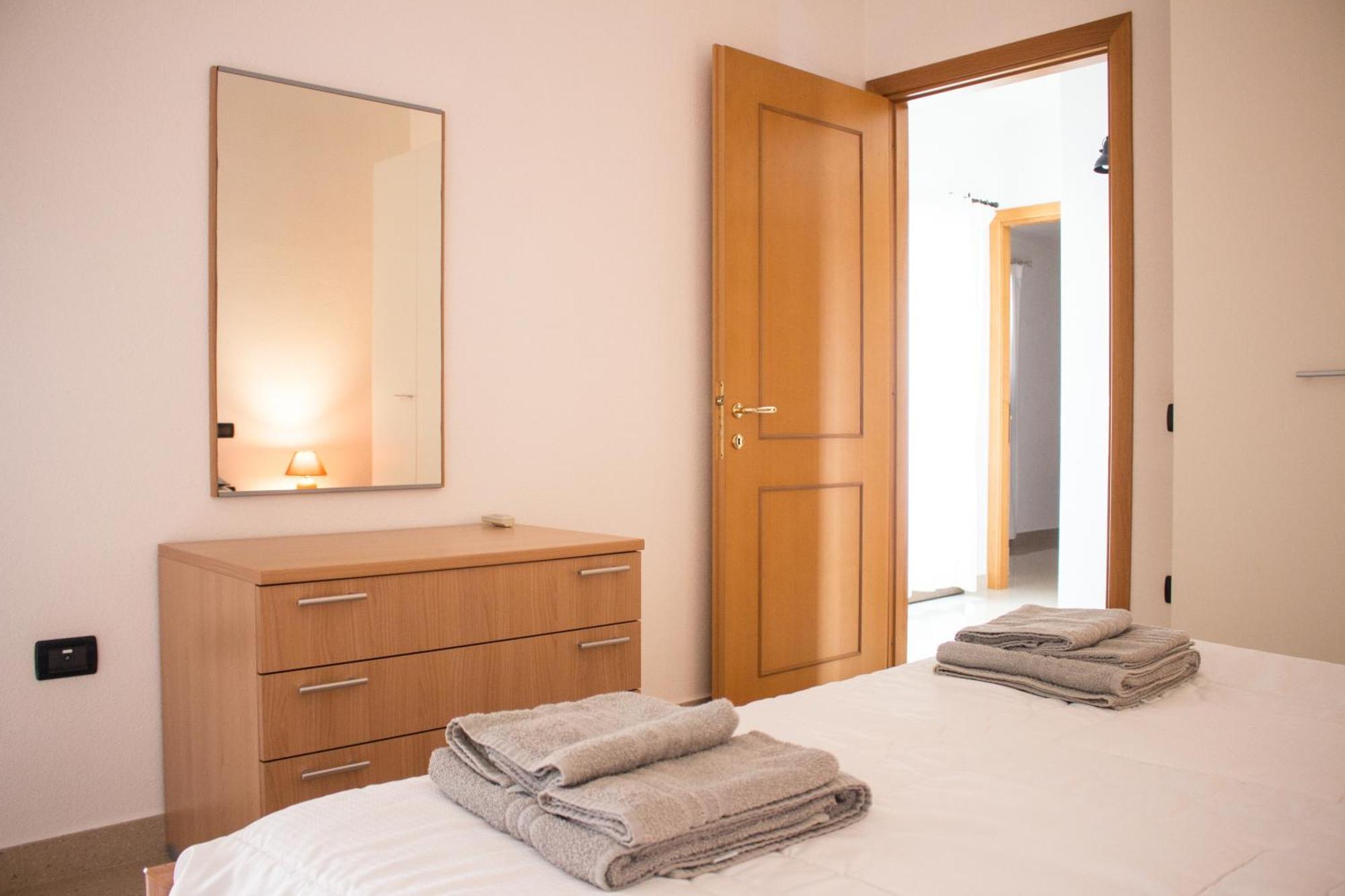 Residenze Branca III Seaview Lägenhet Orosei Exteriör bild